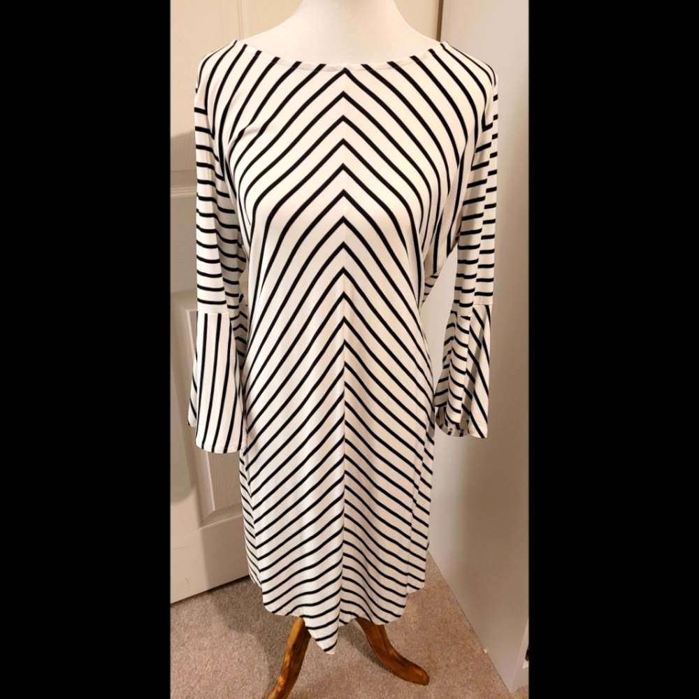 Chicos Size 3 Summer Midi Dress NWT